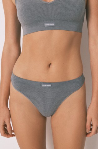 Bešavne rebraste tangice